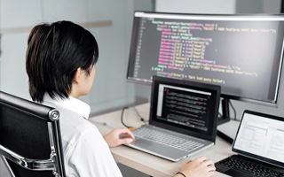 铜仁 api php源码,下载的php源码怎么运行呢？